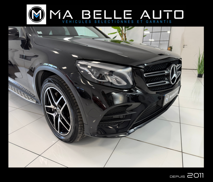 MERCEDES GLC 220D AMG LINE 9G-TRONIC 4MATIC / Toit Pano Attelage élec. GPS Camera Carplay JA19 