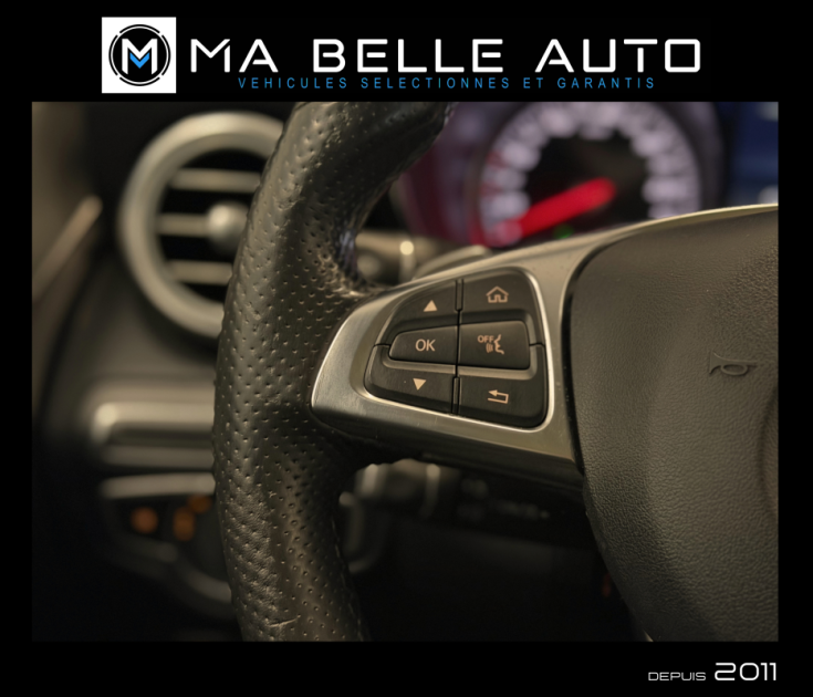MERCEDES GLC 220D AMG LINE 9G-TRONIC 4MATIC / Toit Pano Attelage élec. GPS Camera Carplay JA19 