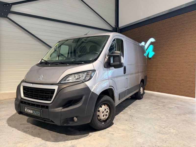 PEUGEOT - BOXER - CAMIONNETTE -  2.2 BLUEHDI 140 - 2022 - 175000 km