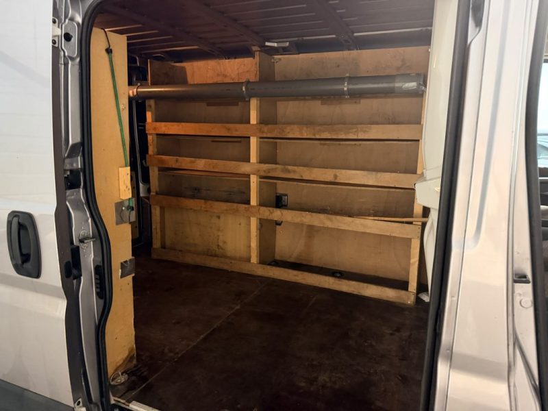PEUGEOT - BOXER - CAMIONNETTE -  2.2 BLUEHDI 140 - 2022 - 175000 km