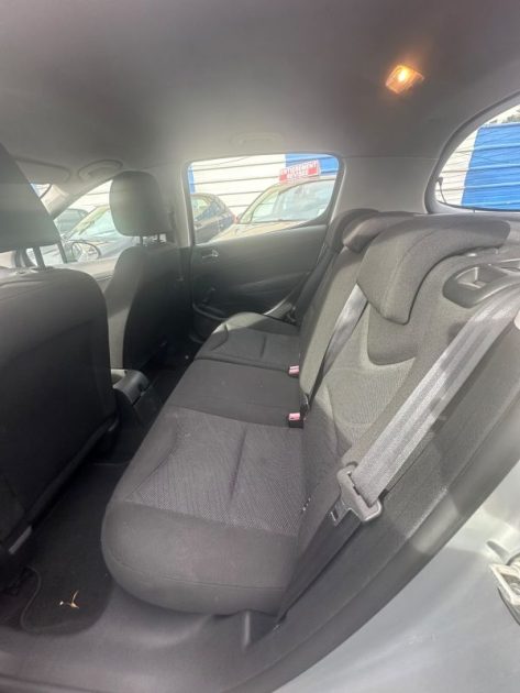 PEUGEOT 308  5 Portes 1.6 HDi 8V FAP Blue Lion 92 cv