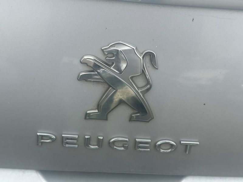 PEUGEOT 308  5 Portes 1.6 HDi 8V FAP Blue Lion 92 cv