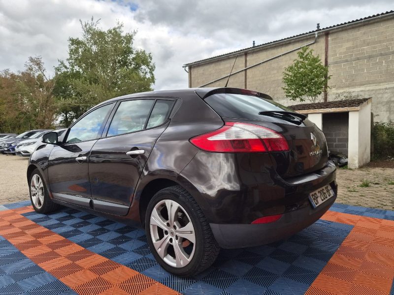 RENAULT MEGANE III 35 PORTES 1.5 DCI 2011