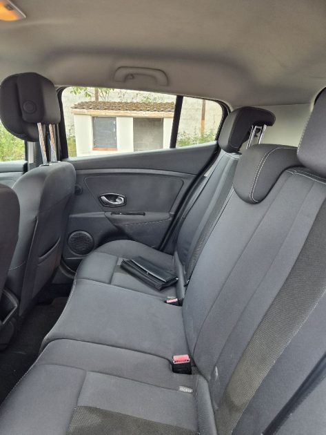RENAULT MEGANE III 35 PORTES 1.5 DCI 2011