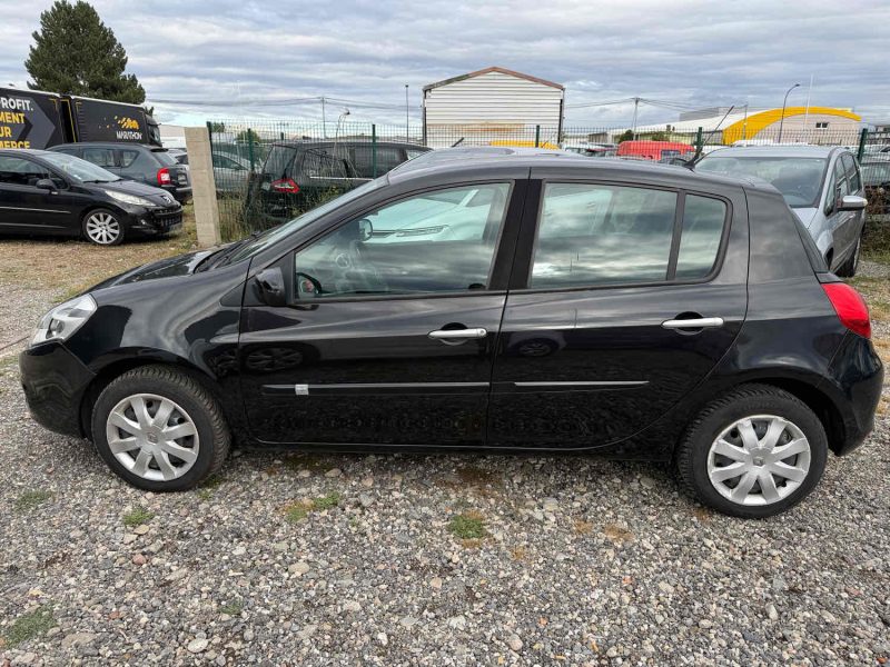 RENAULT CLIO 3 1.2 16V  2010