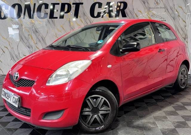 TOYOTA YARIS 1.0 VVVT I 2010 - 71 902Kms - Premier Main - SUIVIT TOYOTA