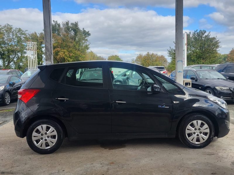 HYUNDAI IX20 1.4 CRDI 2011