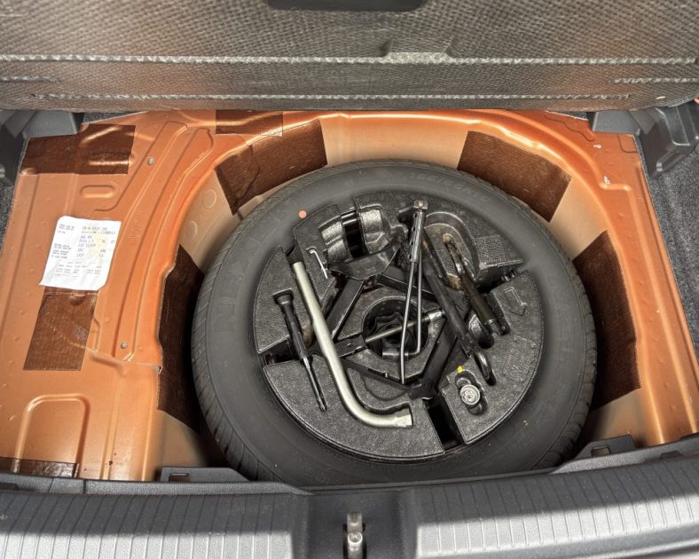 Volkswagen Polo VI 1.5 TSI 150ch R-Line 2020 — Révision COMPLÈTE - 2ème main - Pneus avant NEUFS