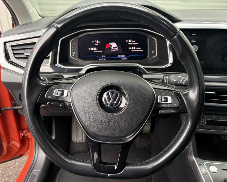 Volkswagen Polo VI 1.5 TSI 150ch R-Line 2020 — Révision COMPLÈTE - 2ème main - Pneus avant NEUFS