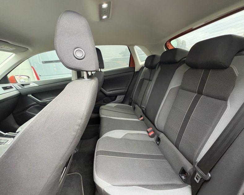 Volkswagen Polo VI 1.5 TSI 150ch R-Line 2020 — Révision COMPLÈTE - 2ème main - Pneus avant NEUFS