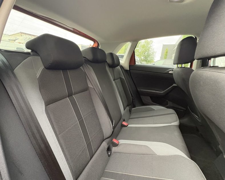 Volkswagen Polo VI 1.5 TSI 150ch R-Line 2020 — Révision COMPLÈTE - 2ème main - Pneus avant NEUFS