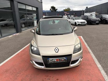 RENAULT SCENIC 3 1.5 DCI - 8V TURBO 2009