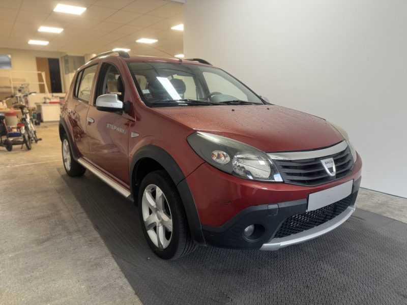 DACIA SANDERO 1.5 DCI STEPWAY 2012