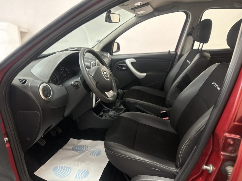 DACIA SANDERO 1.5 DCI STEPWAY 2012