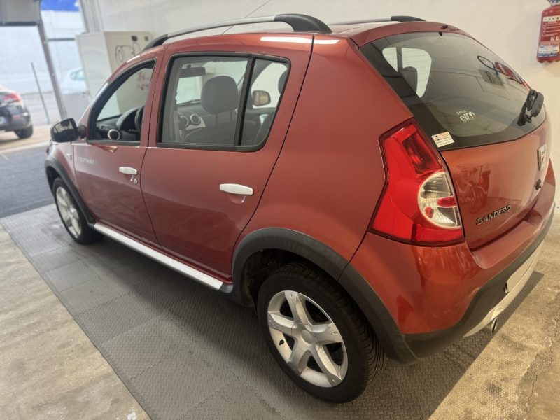 DACIA SANDERO 1.5 DCI STEPWAY 2012