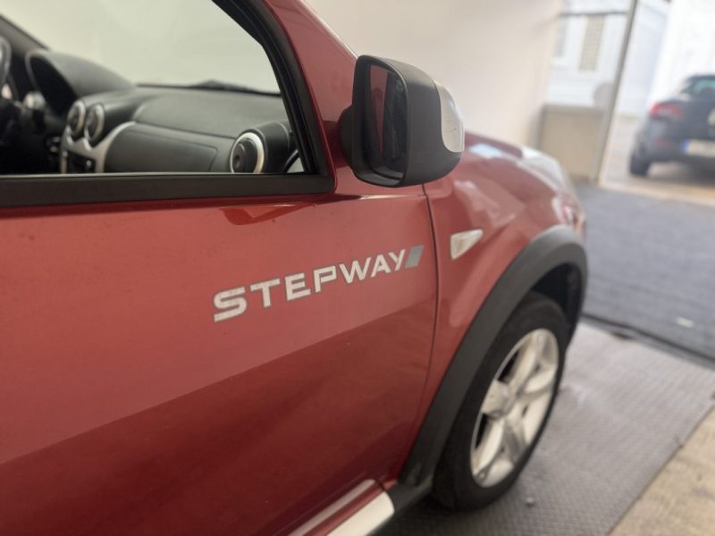 DACIA SANDERO 1.5 DCI STEPWAY 2012