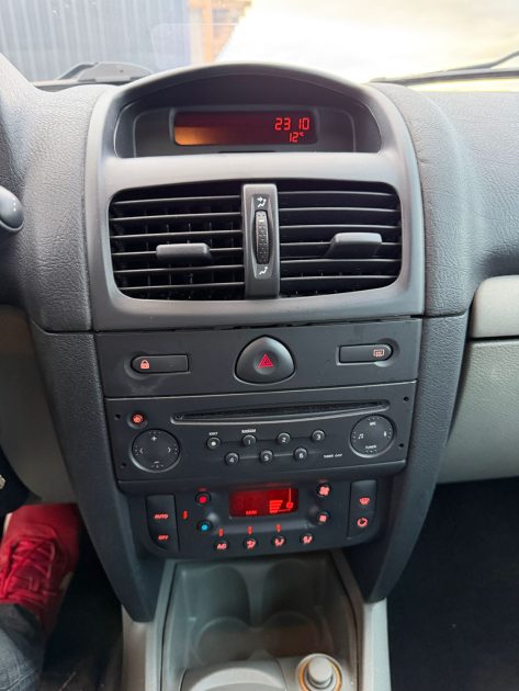 RENAULT CLIO II 1.6 16V 2004