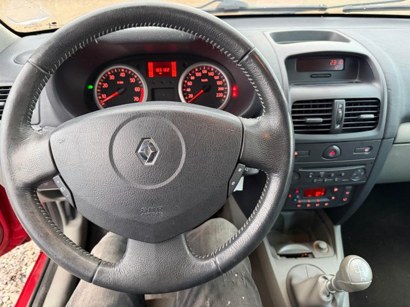 RENAULT CLIO II 1.6 16V 2004