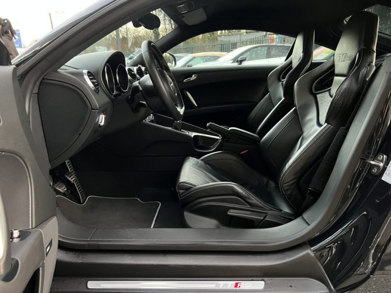 AUDI TT COUPE II MK2 QUATTRO 2.5 TFSI 340 Cv ORIGINE FRANCE 35 000 Km - GARANTIE 12 MOIS NATIONALE