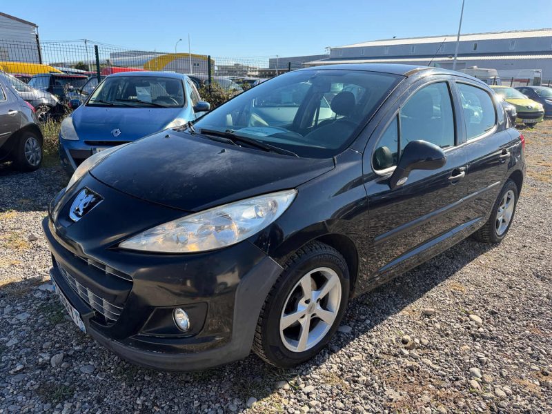 PEUGEOT 207 1.4   2009