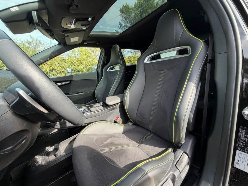 KIA EV6 GT 77KW 585ch / Toit Ouvrant / Méridian / 360