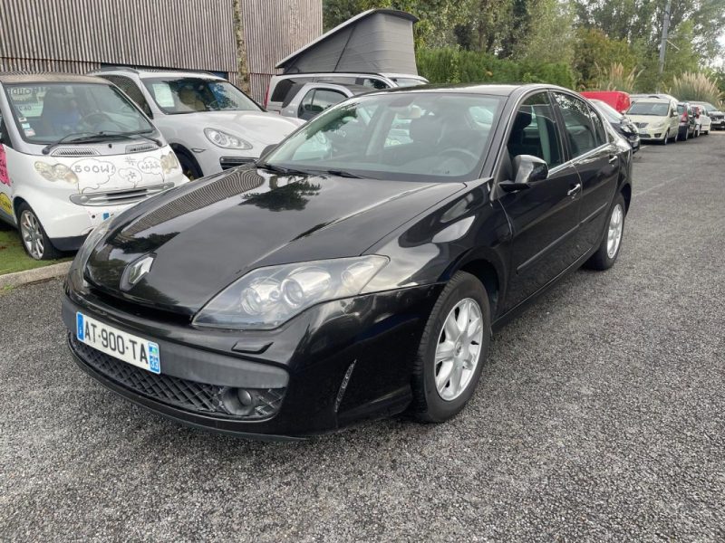 RENAULT LAGUNA  2.0 DCI 130 CH