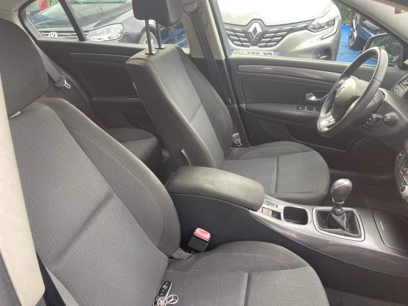 RENAULT LAGUNA  2.0 DCI 130 CH
