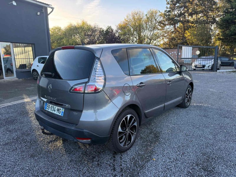 RENAULT SCENIC 1l2 TCE 130 chx édition BOSE