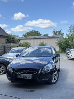 VOLVO V60 BUSINESS D2 115 CH STOP&START MOMENTUM BUSINESS POWERSHIFT A
