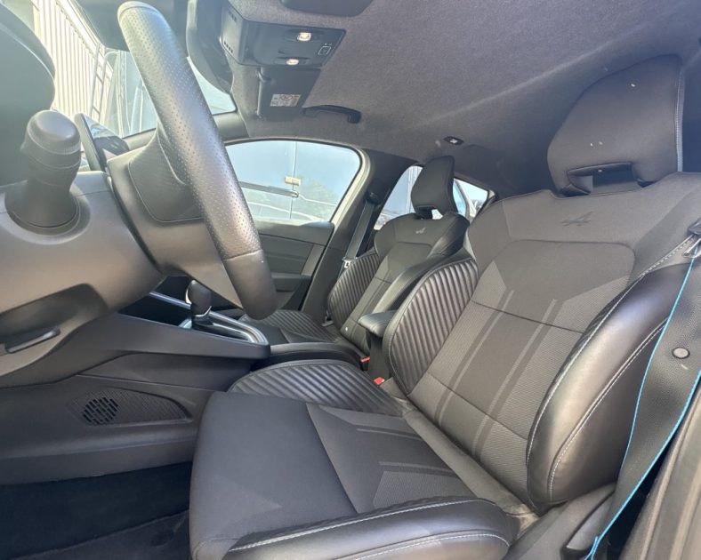 Renault Clio E-Tech 145ch Esprit Alpine 2024 —Caméra 360° - Park Assist - Sièges sports - CARPLAY