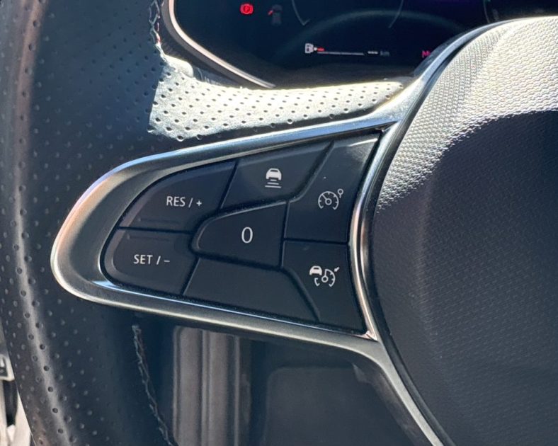 Renault Clio E-Tech 145ch Esprit Alpine 2024 —Caméra 360° - Park Assist - Sièges sports - CARPLAY