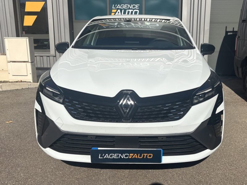 Renault Clio E-Tech 145ch Esprit Alpine 2024 —Caméra 360° - Park Assist - Sièges sports - CARPLAY