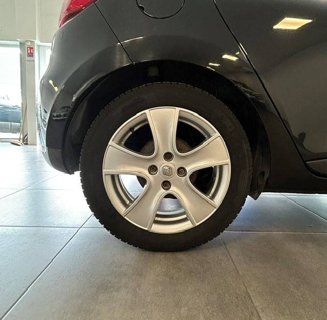 RENAULT CLIO IV 1.5 DCI 90 ENERGY INTENS ECO2 90G 2014