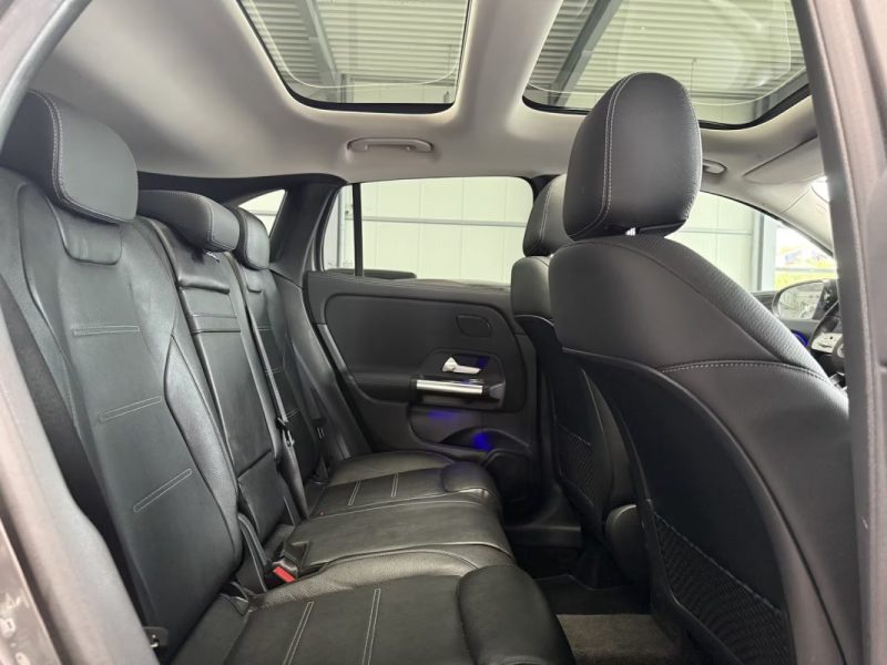 MERCEDES GLA 250 224 4MATIC 8G DCT AMG LINE 