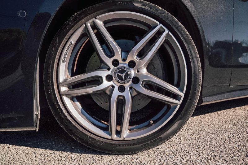 MERCEDES CLASSE E COUPÉ 220D 4 MATIC / TOIT OUVRANT / BURMEISTER / sièges électriques 