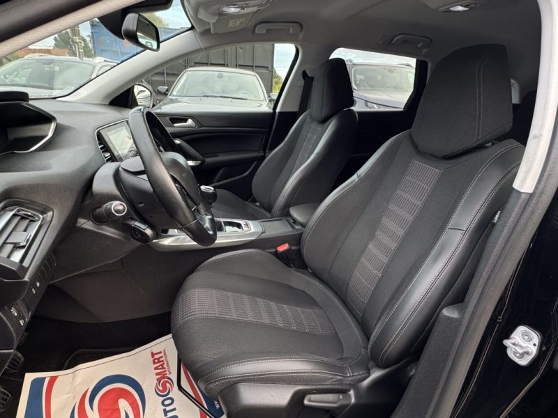 PEUGEOT 308 1.5 HDI 130Ch PAC ALLURE FULL OPTIONS GPS/CLIM/CUIR/LED 1er MAIN 