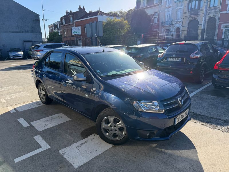 DACIA LOGAN 1.2 16V 75 PRESTIGE - 1ER MAIN - GPS/CLIM/REGULATEUr