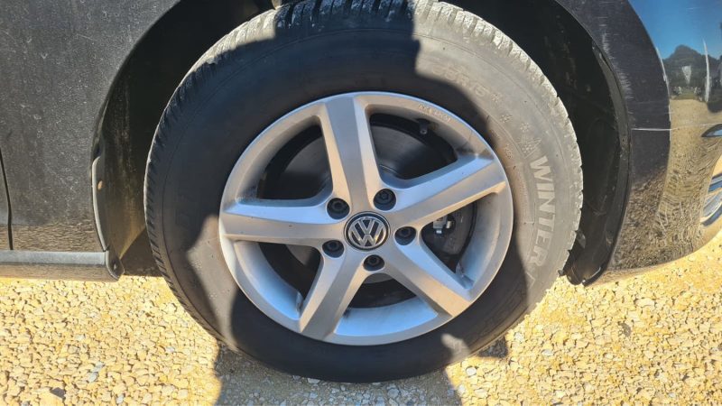 VOLKSWAGEN Golf VII - 1.2 TSI Lounge 110ch essence