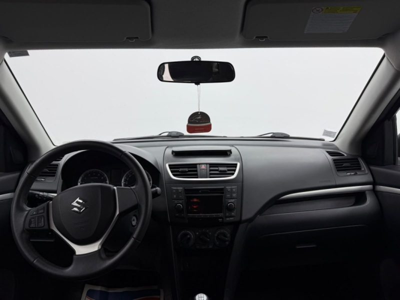 SUZUKI SWIFT 1.2 I 94CV FAIBLE KILOMETRAGE GARANTIE 