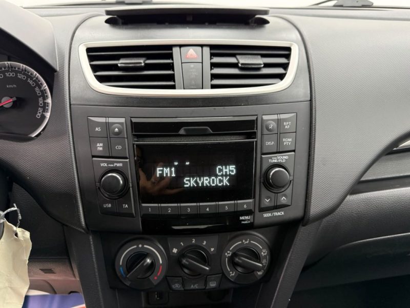 SUZUKI SWIFT 1.2 I 94CV FAIBLE KILOMETRAGE GARANTIE 