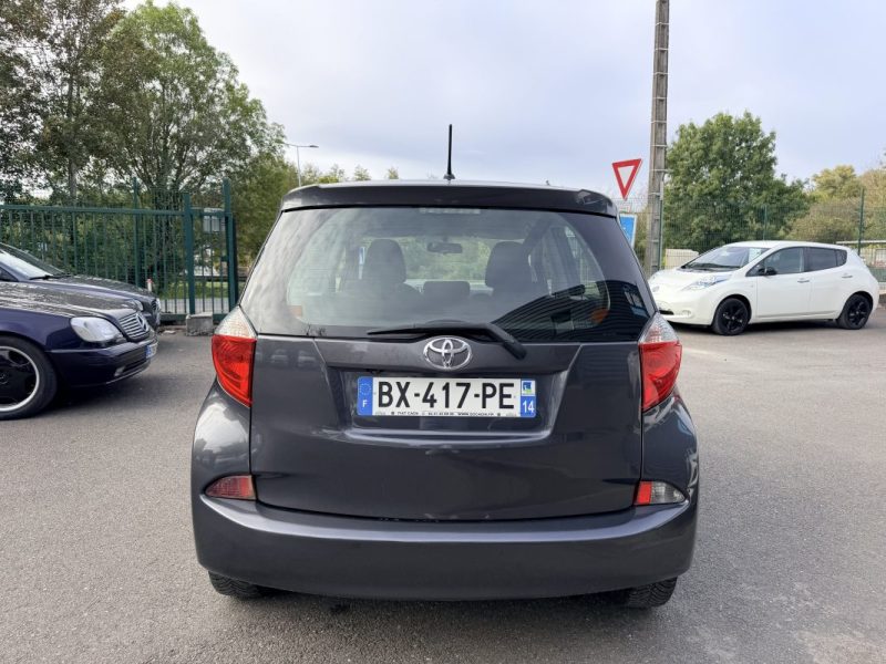 TOYOTA VERSO-S 1.4 D4D 90 CH 2011