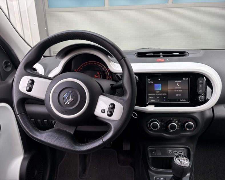Renault Twingo III 1.0 SCe 75ch Intens 2020 —Grand écran CARPLAY - CT VIERGE - 2 pneus neufs