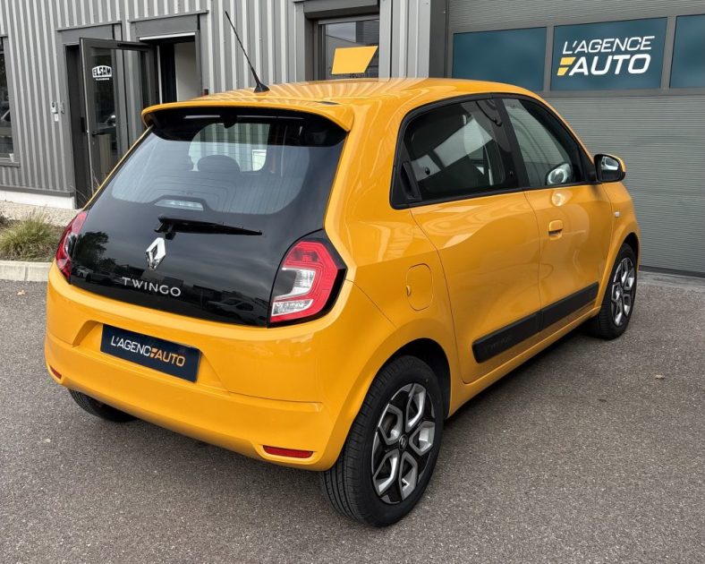 Renault Twingo III 1.0 SCe 75ch Intens 2020 —Grand écran CARPLAY - CT VIERGE - 2 pneus neufs