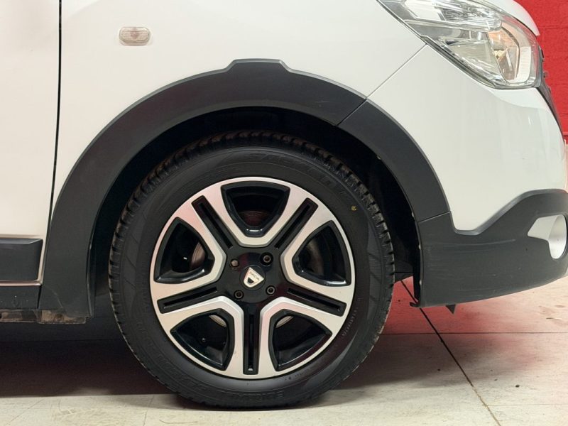 DACIA LODGY Stepway 1.5 DCI 110cv - Excellent état - Distribution faite -