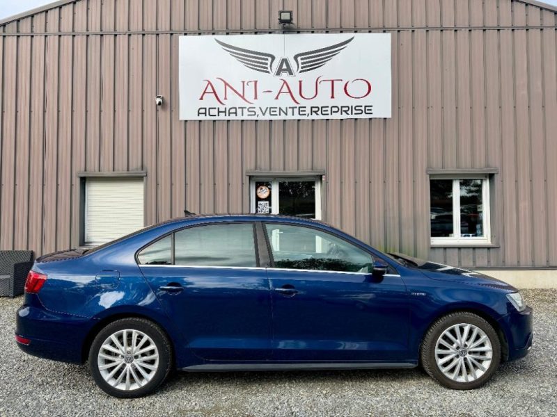 VOLKSWAGEN  JETTA  1.4 TSI HYBRID HIGHLINE 2015