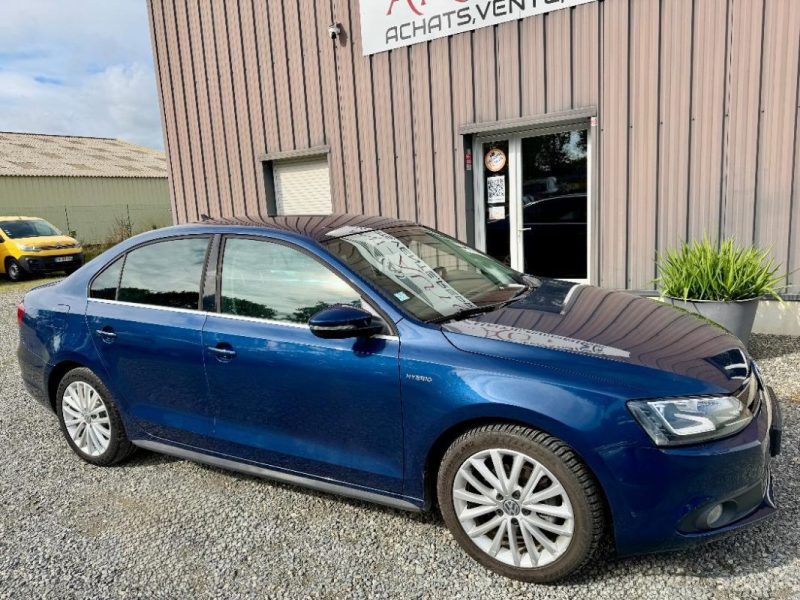 VOLKSWAGEN  JETTA  1.4 TSI HYBRID HIGHLINE 2015