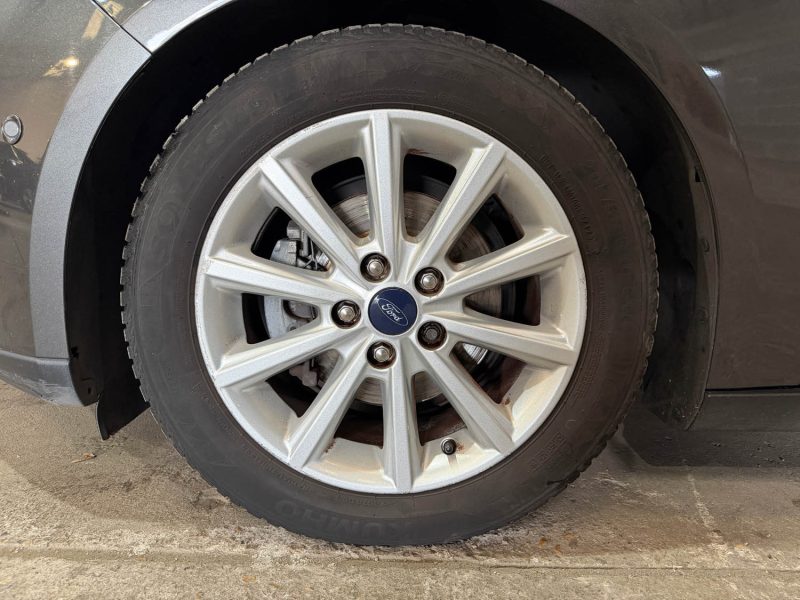 Ford Focus 1.5 TDCI 120ch S&S Titanium Powershift