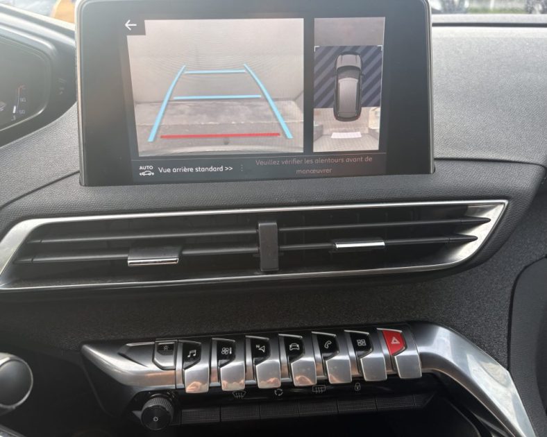 Peugeot 3008 1.5 BlueHDi 130ch GT Line 2019 — Entretien PEUGEOT - Attelage - 2ème main