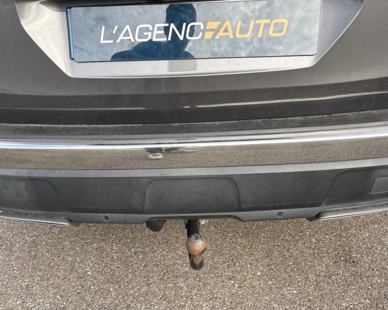Peugeot 3008 1.5 BlueHDi 130ch GT Line 2019 — Entretien PEUGEOT - Attelage - 2ème main