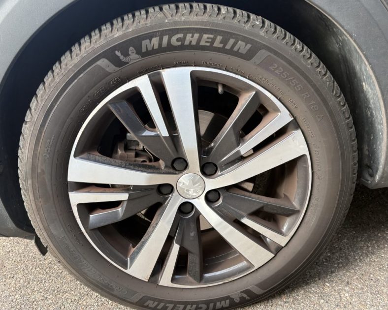 Peugeot 3008 1.5 BlueHDi 130ch GT Line 2019 — Entretien PEUGEOT - Attelage - 2ème main